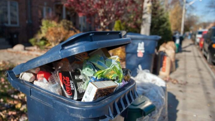 Edmonton Clutter Recycling in Edmonton: How to Sort Your Waste and What Goes in Each Bin ...