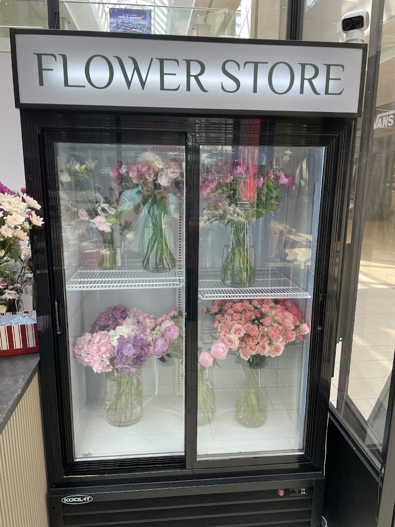 Florans Flower Boutique - West Edmonton Mall