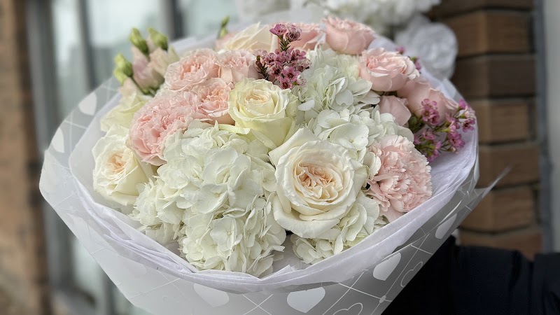 Keep Blooming Flower Boutique